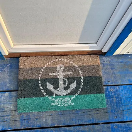 Oh, Mon Bateau! No Running Water, Bez Tekuce Vode * Belgrade