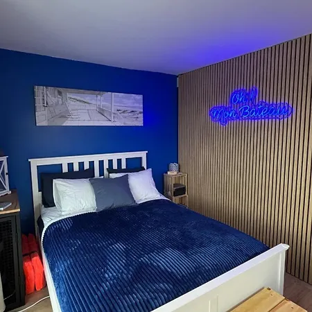 Chalet Oh, Mon Bateau! No Running Water, Bez Tekuce Vode Belgrade