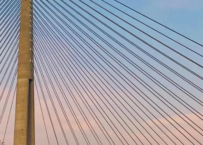 샬레 Oh, Mon Bateau! No Running Water, Bez Tekuce Vode